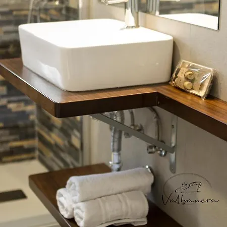 Otel Valbanera Colombres