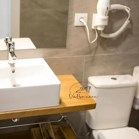 Otel Valbanera Colombres